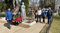 Одинцовские депутаты в преддверии Дня Победы проводят мониторинг всех воинских мемориалов в округе