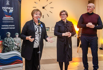 Депутаты поздравили женщин округа с наступающим Международным женским днем