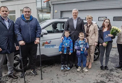 Пятый автомобиль для участников СВО передан в Одинцовском округе