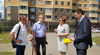 Делегация народных избранников посетила Введенскую школу № 3 и школу № 4
