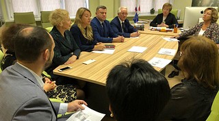 Круглый стол с руководителями учреждений социальной сферы