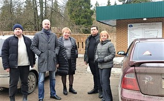 Татьяна Одинцова на рабочей встрече по вопросу обустройства автобусной остановки рядом с санаторием «Звенигород»