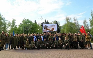 Ветераны ВОВ, члены клуба «Активное долголетие», депутаты Совета депутатов, члены Общественной палаты, руководители образовательных, культурных и медицинских учреждений, представители территориальных управлений, активисты округа