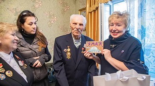 Депутаты проведали участников Великой Отечественной войны накануне Дня Победы