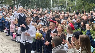 День знаний празднуют 1 сентября во всех школах Одинцовского городского округа