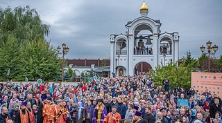 Депутаты приняли участие в XI Елисаветинском крестном ходе