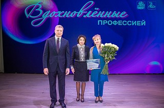 Татьяна Одинцова поздравила педагогов Одинцовского округа с Днем учителя