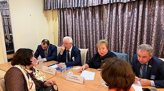 В селе Жаворонки прошел прием населения