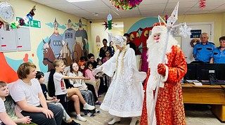 Депутаты поздравили детей, находящихся на лечении, с наступающим Новым годом
