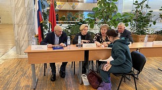 В ходе приема к депутатам обратилось четыре жителя