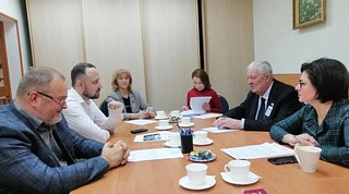 7 февраля депутаты Совета депутатов Одинцовского городского округа от Михаил Солнцев и Вячеслав Клявинь приняли участие в заседании комиссии при Комитете по культуре Администрации Одинцовского городского округа по вопросу установки памятной доски ветерану
