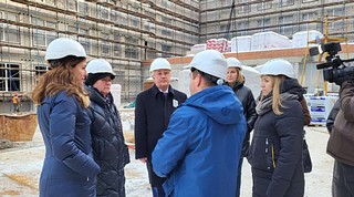 Депутаты проинспектировали качество строительства детского сада и школы в микрорайоне Гусарская баллада в Одинцово