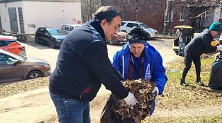 11 апреля депутаты Совета депутатов округа приняли участие в Субботнике