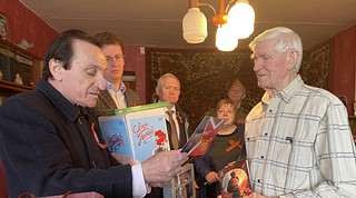 Депутаты поздравили ветеранов Великой Отечественной войны