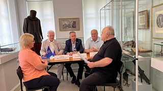 В Больших Вяземах депутаты провели прием населения