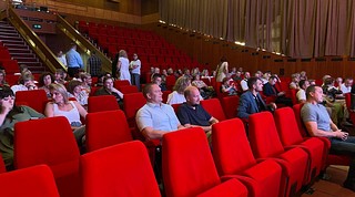 Под председательством Председателя окружного Совета депутатов Татьяны Одинцовой 18 августа состоялись публичные слушания по внесению изменений в Устав Одинцовского городского округа Московской области, которые прошли при участии жителей в здании Администрации Одинцовского городского округа, окружных депутатов и руководства округа