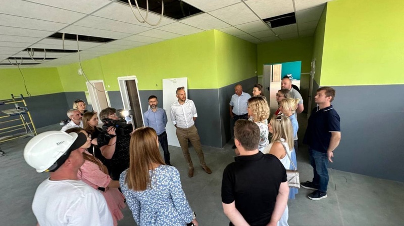 2Депутаты проинспектировали ход строительства школы и детского сада в ТУ Новоивановское