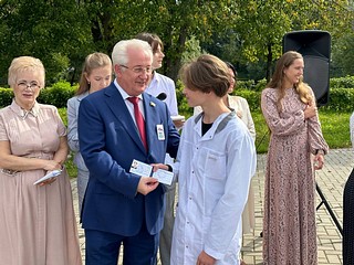 Студентам Голицынского медколлежда вручили студенческие билеты