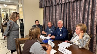 19 сентября в территориальном управлении Жаворонковское депутаты Совета депутатов Одинцовского городского округа провели прием населения по личным вопросам