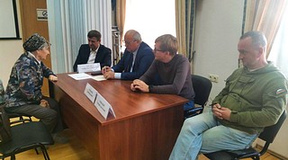 26 сентября депутаты Совета депутатов Одинцовского городского округа провели прием населения по личным вопросам, который прошел в администрации территориального управления Звенигород