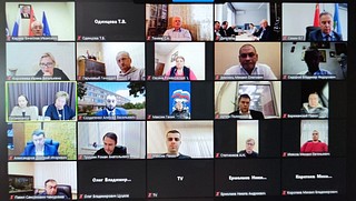 21 декабря в режиме ВКС состоялось внеочередное заседание Совета депутатов Одинцовского городского округа, на котором депутаты рассмотрели 4 вопроса