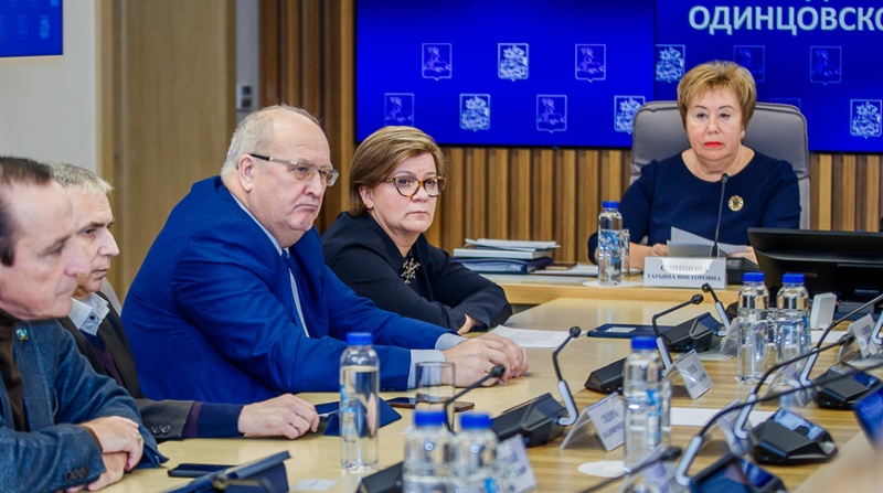 223 ноября в здании окружной Администрации прошло внеочередное заседание Совета депутатов Одинцовского городского округа
