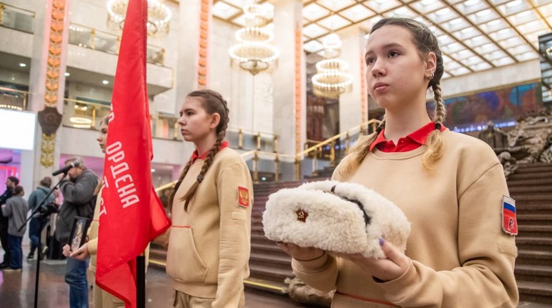 4Одинцовская делегация дала старт Х эстафеты «Салют Победе!» в городе-герое Москва