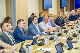 20 мая в здании окружной Администрации состоялось заседание Совета депутатов под председательством Татьяны Одинцовой
