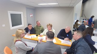 16 апреля депутаты Совета депутатов Одинцовского городского округа провели прием населения по личным вопросам, который прошел в селе Успенское
