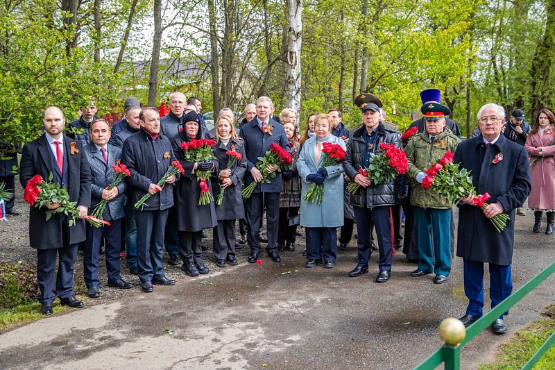 4Депутаты приняли участие в торжественных митингах, посвященные 79-ой годовщине Победы в Великой Отечественной войне