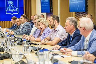 3 июня в здании окружной Администрации состоялось заседание Совета депутатов под председательством Татьяны Одинцовой