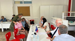 23 июля депутаты Совета депутатов Одинцовского городского округа провели прием населения по личным вопросам, который прошел в селе Жаворонки. Мероприятие прошло в рамках работы выездной администрации в территориальном управлении Жаворонковское. В их адрес поступило три обращения