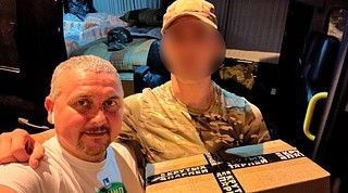 В Одинцовском городском округе продолжается благотворительная акция «Добрые дела», в рамках которой все неравнодушные могут посетить центры сбора гуманитарной помощи и доставить туда собранные средства первой необходимости и продукты для участников специальной военной операции, временных переселенцев и нуждающихся жителей Донецкой и Луганской республик, Запорожской и Херсонской областей