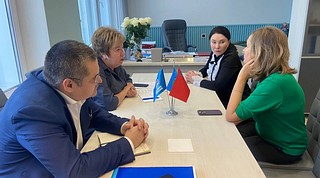Депутаты провели встречу по вопросу строительства школ для детей с ОВЗ