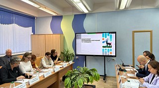 19 ноября депутаты приняли участие в круглом столе по отработке обращений граждан, которые наиболее остро стоят перед жителями города Голицыно. Встречу провел Глава Одинцовского городского округа Андрей Иванов