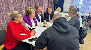 26 ноября депутаты Совета депутатов Одинцовского городского округа провели прием населения по личным вопросам, который прошел в Доме детского творчества в Звенигороде. Мероприятие прошло в рамках работы выездной Администрации в территориальном управлении Звенигород