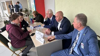 1 апреля в рамках работы «Выездной Администрации» депутаты Совета депутатов Одинцовского городского округа провели прием населения по личным вопросам, который прошел в Лесногородской средней общеобразовательной школе в поселке Лесной Городок