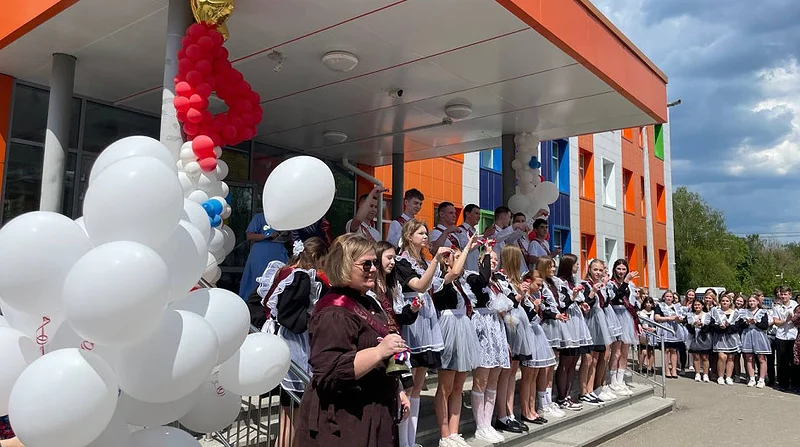 1Последние звонки прозвучали в Одинцовских школах