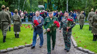 В ночь с 21 на 22 июня и днем на территории Одинцовского городского округа прошли многочисленные памятные мероприятия, призванные почтить подвиг советских граждан и красноармейцев, погибших в годы Великой Отечественной войны