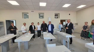 Депутаты проверили готовность новой школы в ЖК «Одинбург»